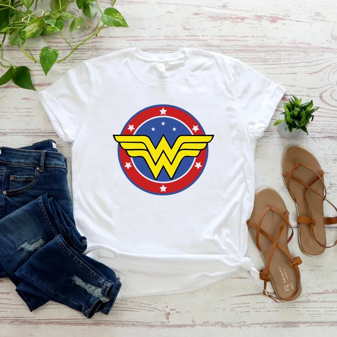 Wonder Female T-Shirt Mother\'s Day Gift T Shirt Feminist Shirt Girl Power Tshirt Superhero Mama Tee Wonder Mom Women Graphic Tee