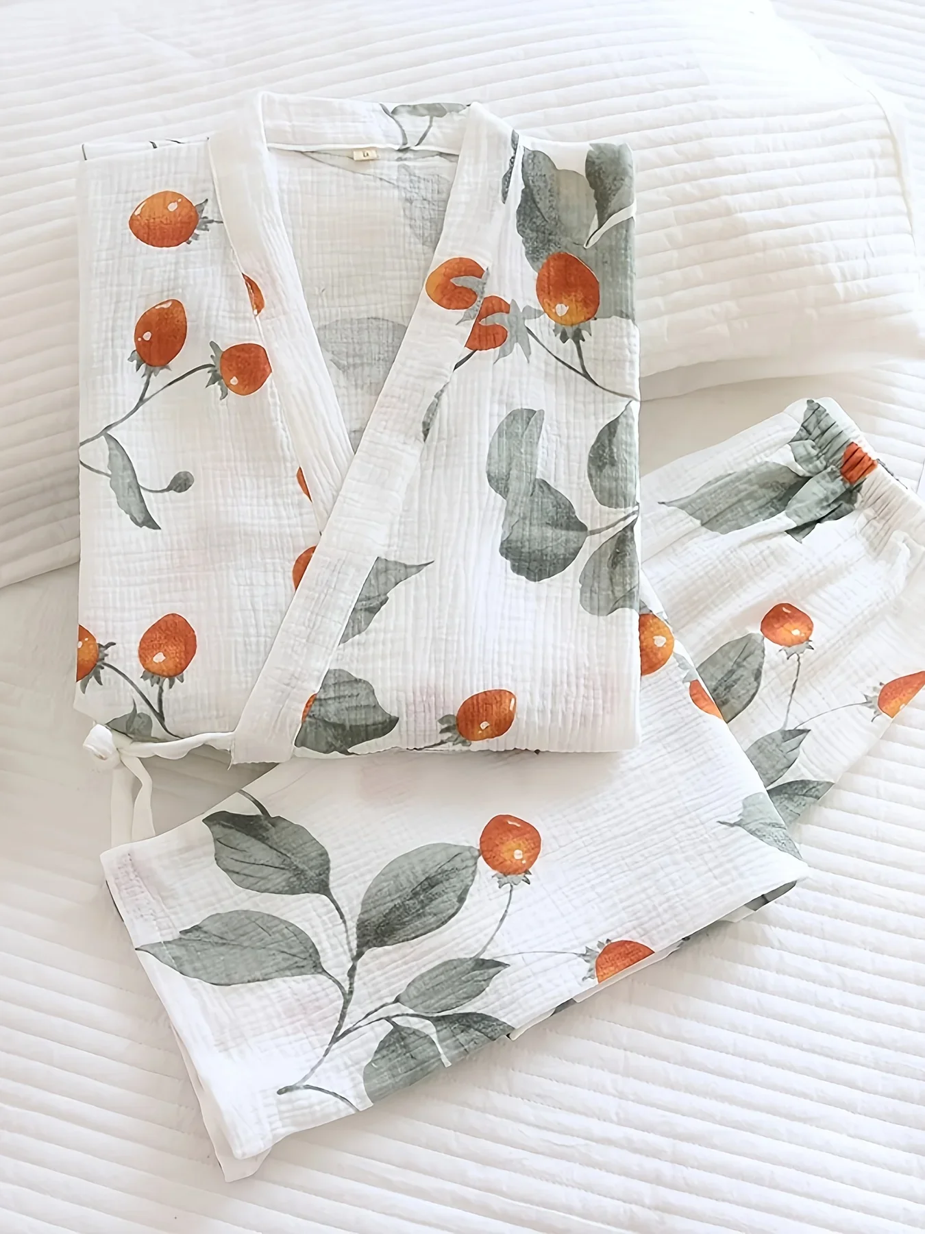 

Легкий женский пижамный комплект больших размеров - с коротким рукавом и V-образным вырезом с завязкой спереди, длинные брюки с принтом вишневого листа, летняя повседневная домашняя одежда