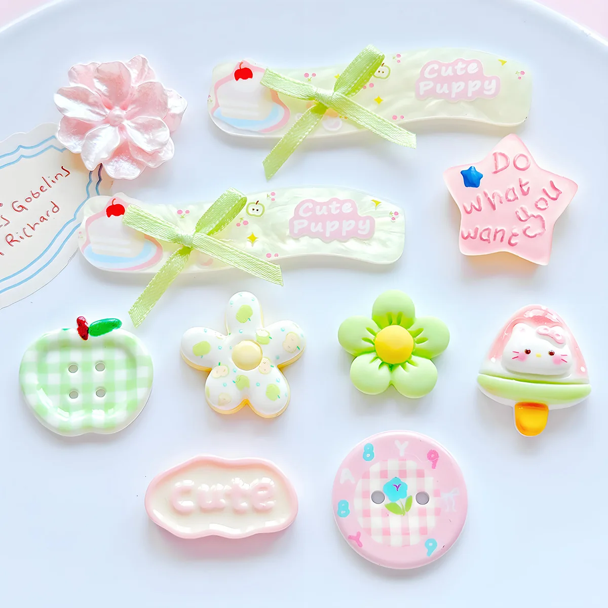 10Pcs Small Fresh Fruit Green Cartoon Shoe Charms For Clogs Hole Bubble Slides Sandals Removable Shoe Decoration Accessorie Gift