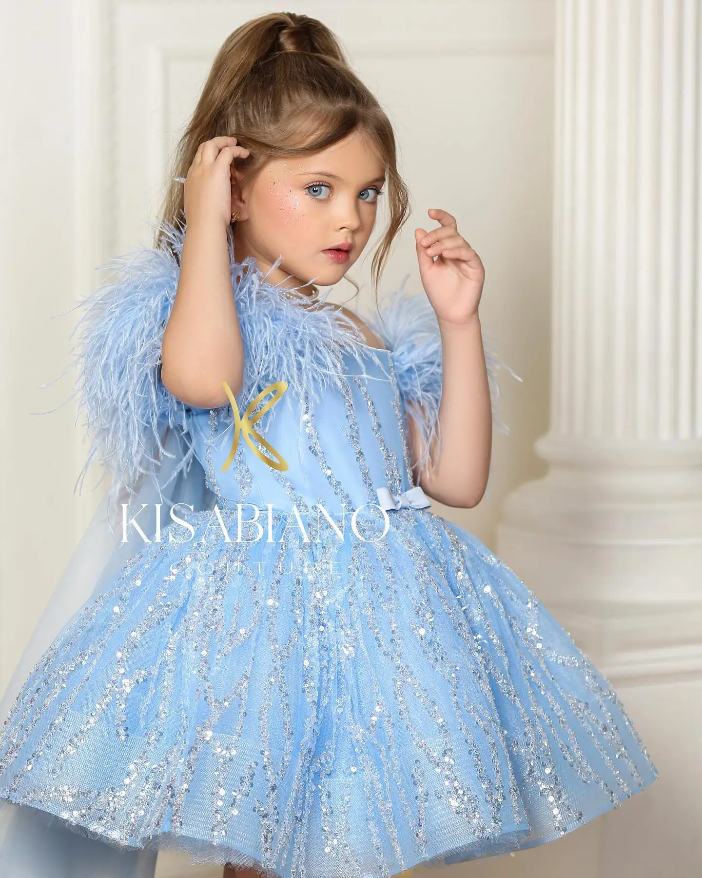 

Baby Blue Ball Gown Flower Girl Dresses Glitter Sequins Feathers Kids Birthday Pageant Gowns Luxury Children Photograpghy Robes