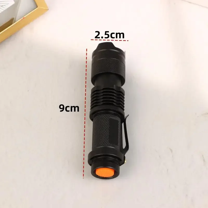 1Pcs EDC Torch Lamp Lantern LED Red Beam Light Flashlight Against Deteriorating Eyesight Powerful Tactical Hunting Flashlight