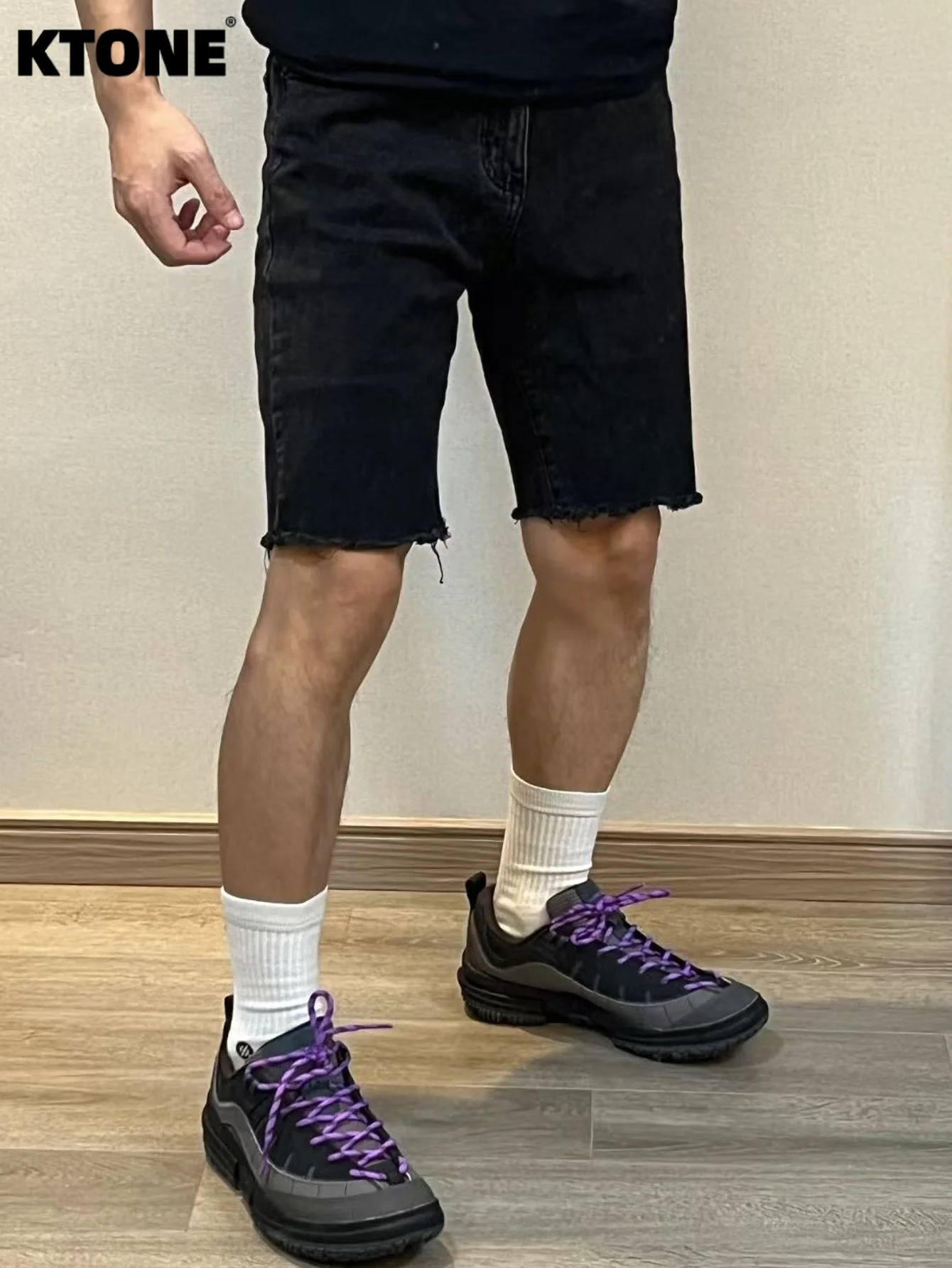 

Men's Skinny Fit Black Denim Shorts Original High Quality Casual Daily Wear No accessories or belts included