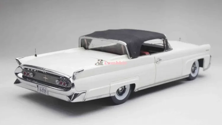 Sunstar 1:18 Car Model For 1958 Lincoln Continental MKIII Close Convertible-Starmist Platinum Edition Alloy 1958 Continental