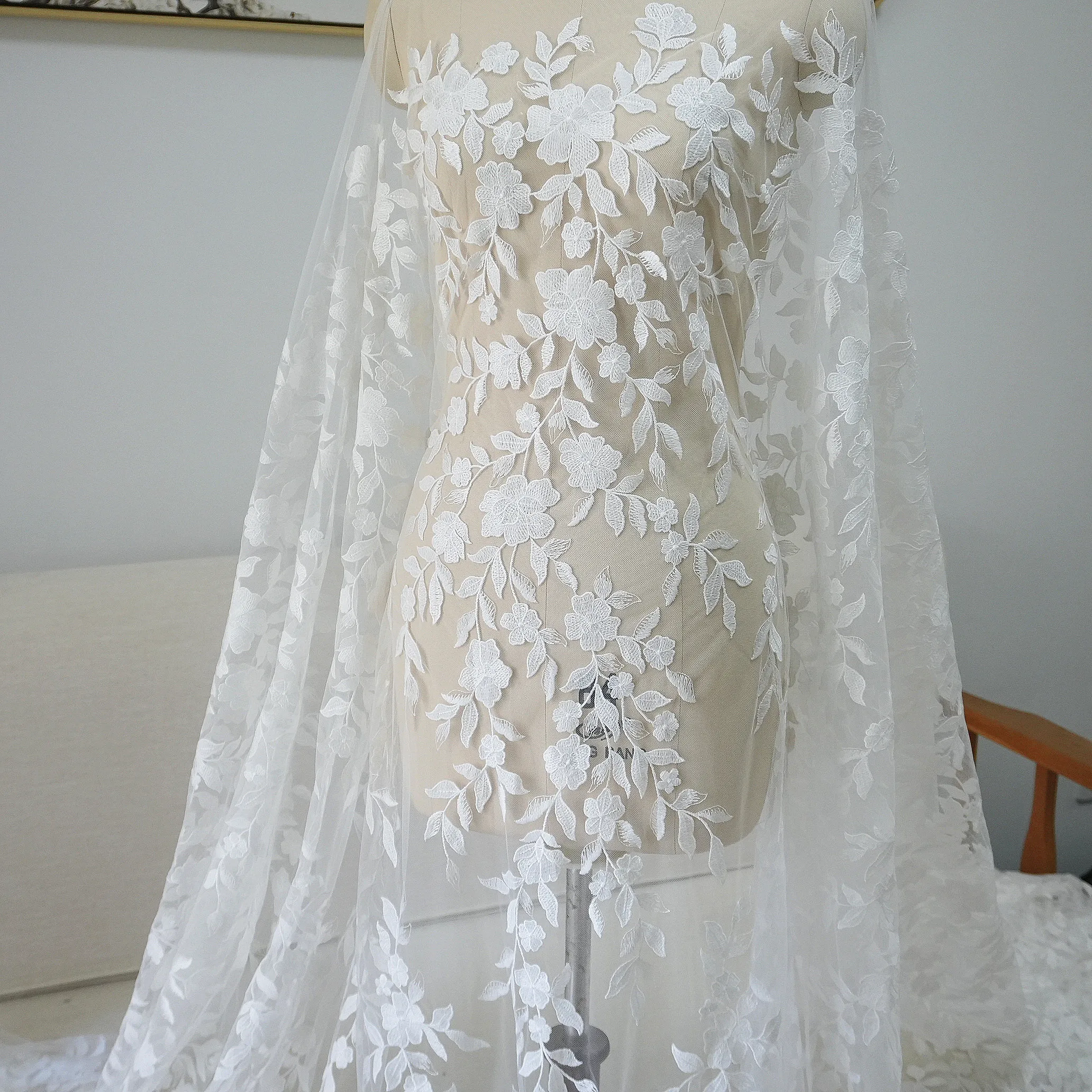 

New High Quality Leaf Flower Embroidery Fabric, Handmade DIY Accessories, Headscarf, Handmade Wedding Dress Accessories