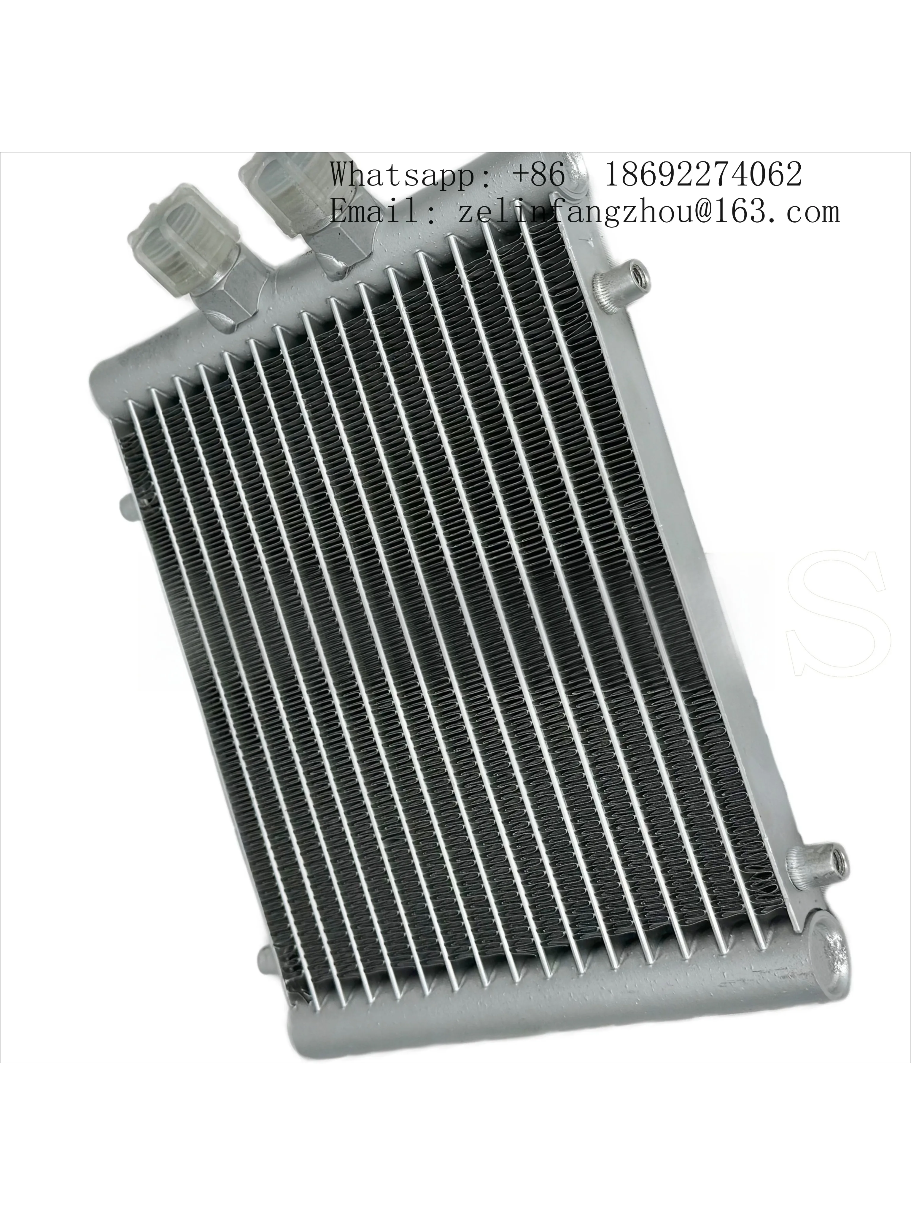 

Новый алюминиевый радиатор охлаждения OEM 3W0198115J для Bentley Continental Flying Spur GT (запасная часть)