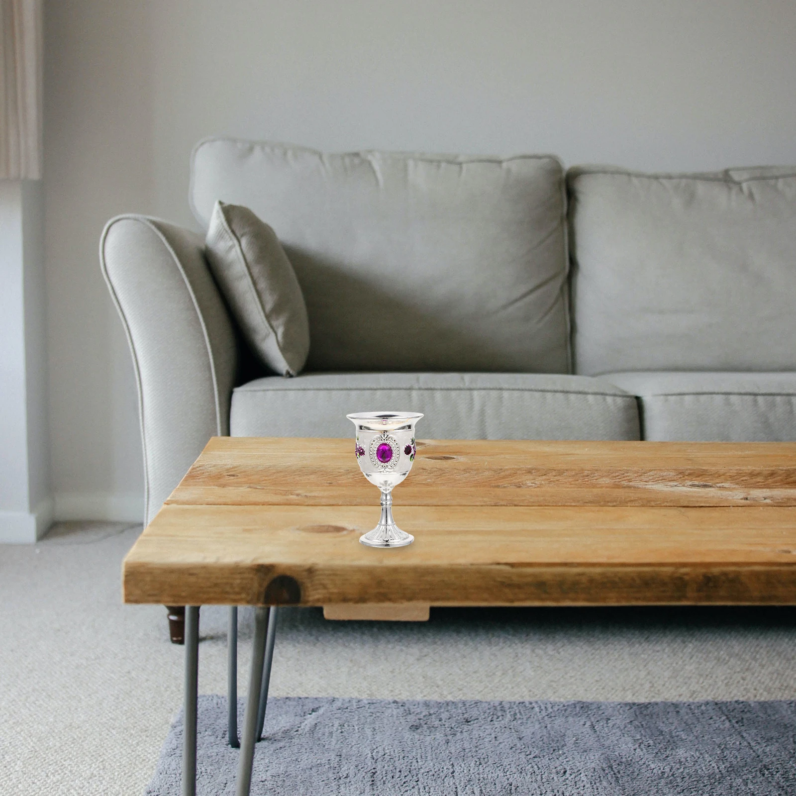 

Retro Goblet Compact Size Premium Material Exquisite Pattern Smooth Surface Home Use Wine Whiskey Cocktail Cup