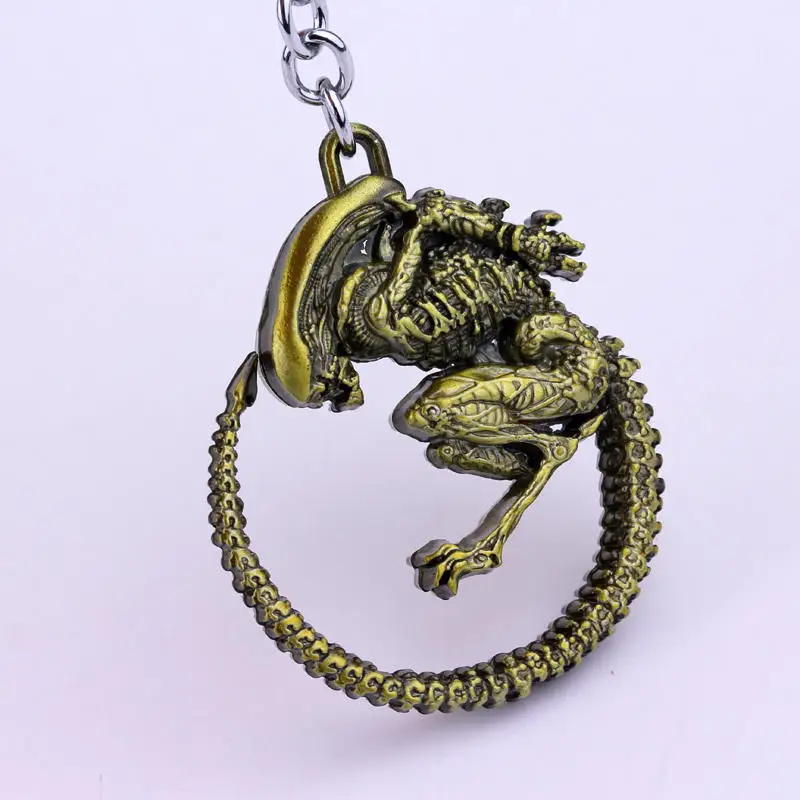 Movie Horror Xenomorph Keychain Alien Creature Race Alien Keyring Cosplay Fans Gift Men Women Backpack Jewelry Accessories