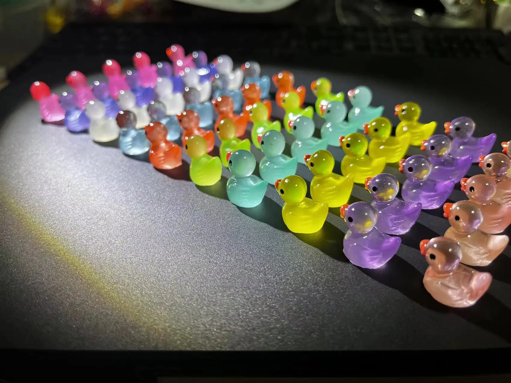 50/100Pcs Mini Resin Multicolour Ducks Luminous Duck Ornament Figures Micro Landscape Fairy Garden Home Decor DIY Accessories