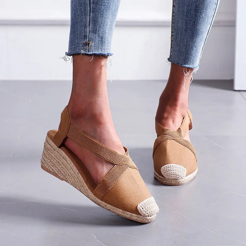 Sandalias de tacón alto con cinturón cruzado, zapatos de tacón con suela gruesa, estilo Retro Baotou, para primavera y verano, talla grande, 2024