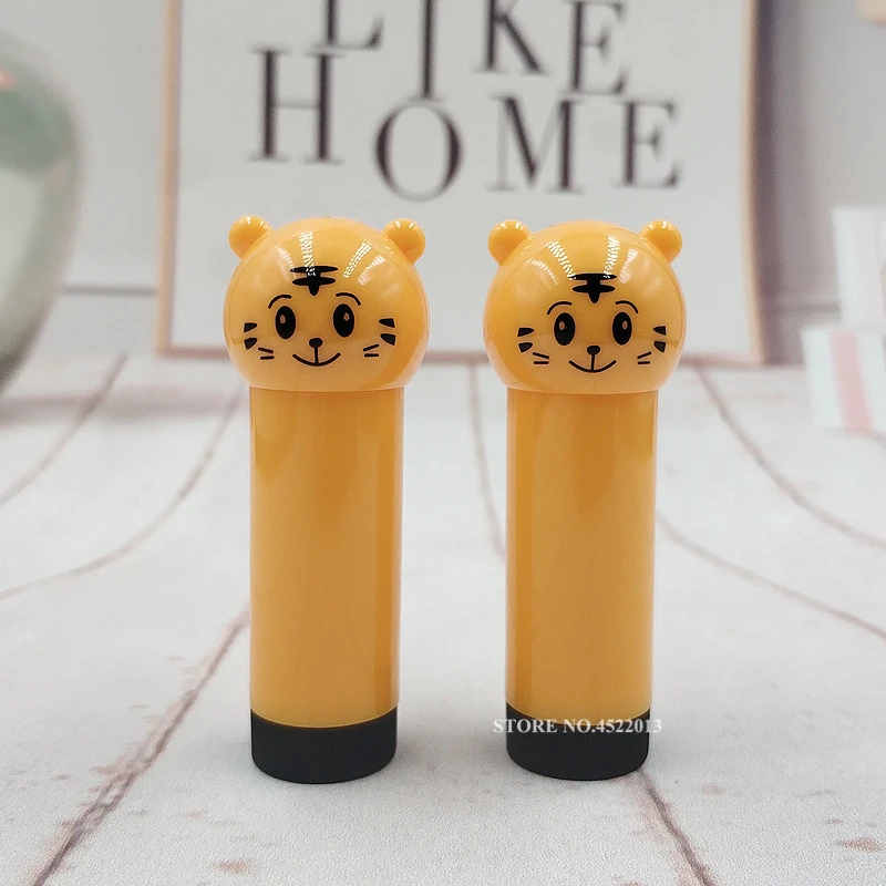 DIY Lipstick Tube Empty Tube Cute Mini Doll Lipstick Tube Children Cartoon Animal Plastic Mouth Wax Tube