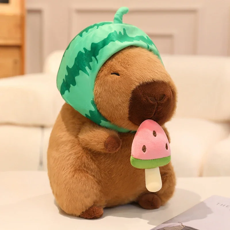 กินแตงโม Capybara ของเล่นตุ๊กตาแตงโมที่ถอดออกได้หมวกตุ๊กตาสัตว์นุ่ม Chubby การ์ตูน Capybala ตุ๊กตาตกแต่งบ้านน่ารัก