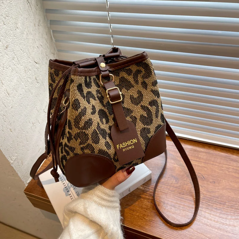 Brand design luxury ladies bucket PU shoulder bag single shoulder large capacity messenger Popular Leopard Print Handbag