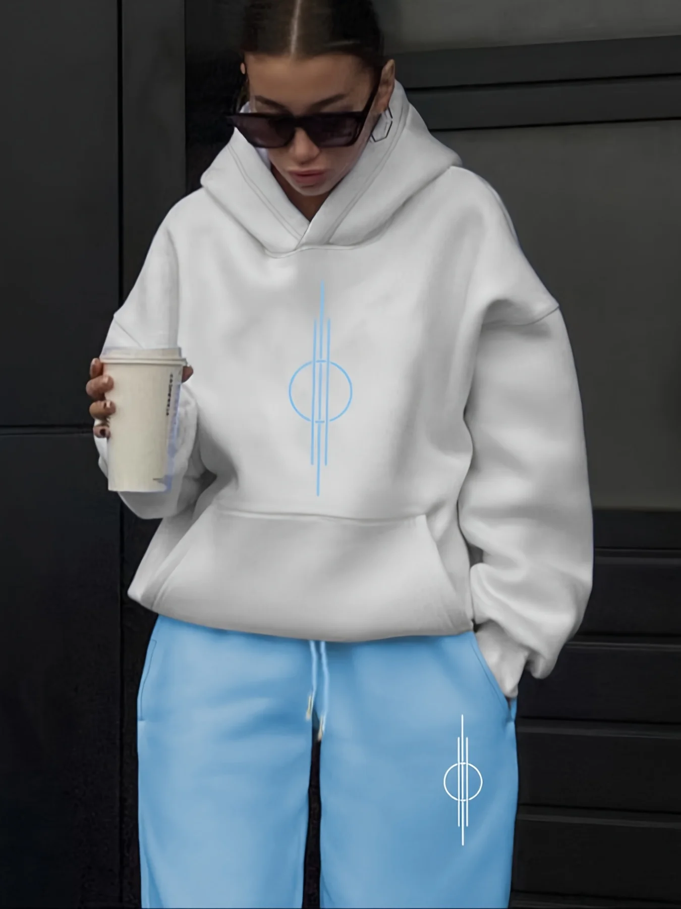 Geometric print hoodie set for men and women, casual wear set color-blocked hoodie setsophisticated two-piece color-blocked set.