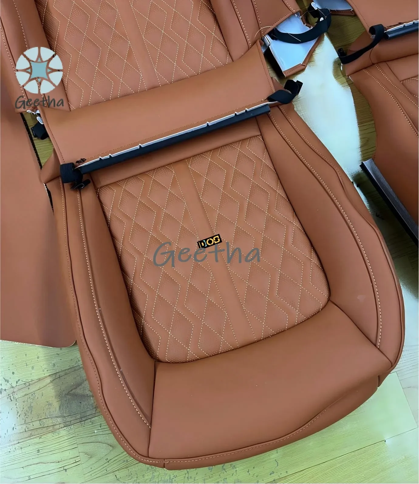 

For 2012 Audi A6L Custom-made Seat Covers with Personalized Color and Pattern Design