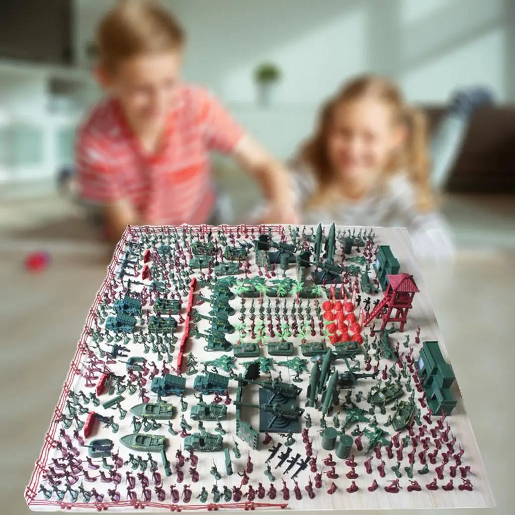 575個のアクションフィギュアプレイセットおもちゃの兵士プレイセット、戦車、飛行機