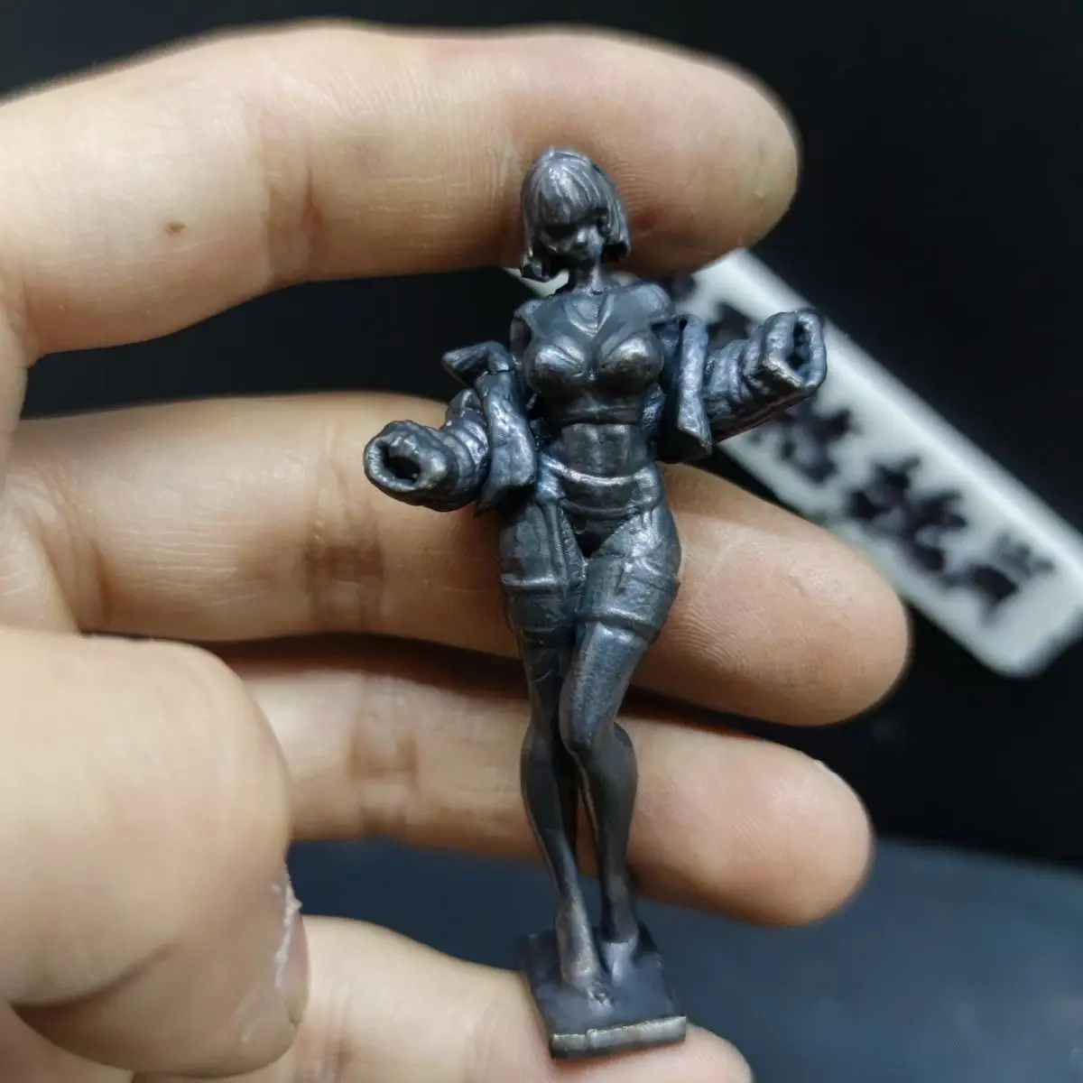 7cm Antique Bronze Cyborg Girl Statue - Steampunk Arm Cannon Female Fighter, Retro Sci-Fi Desk Decor Collectible Gift