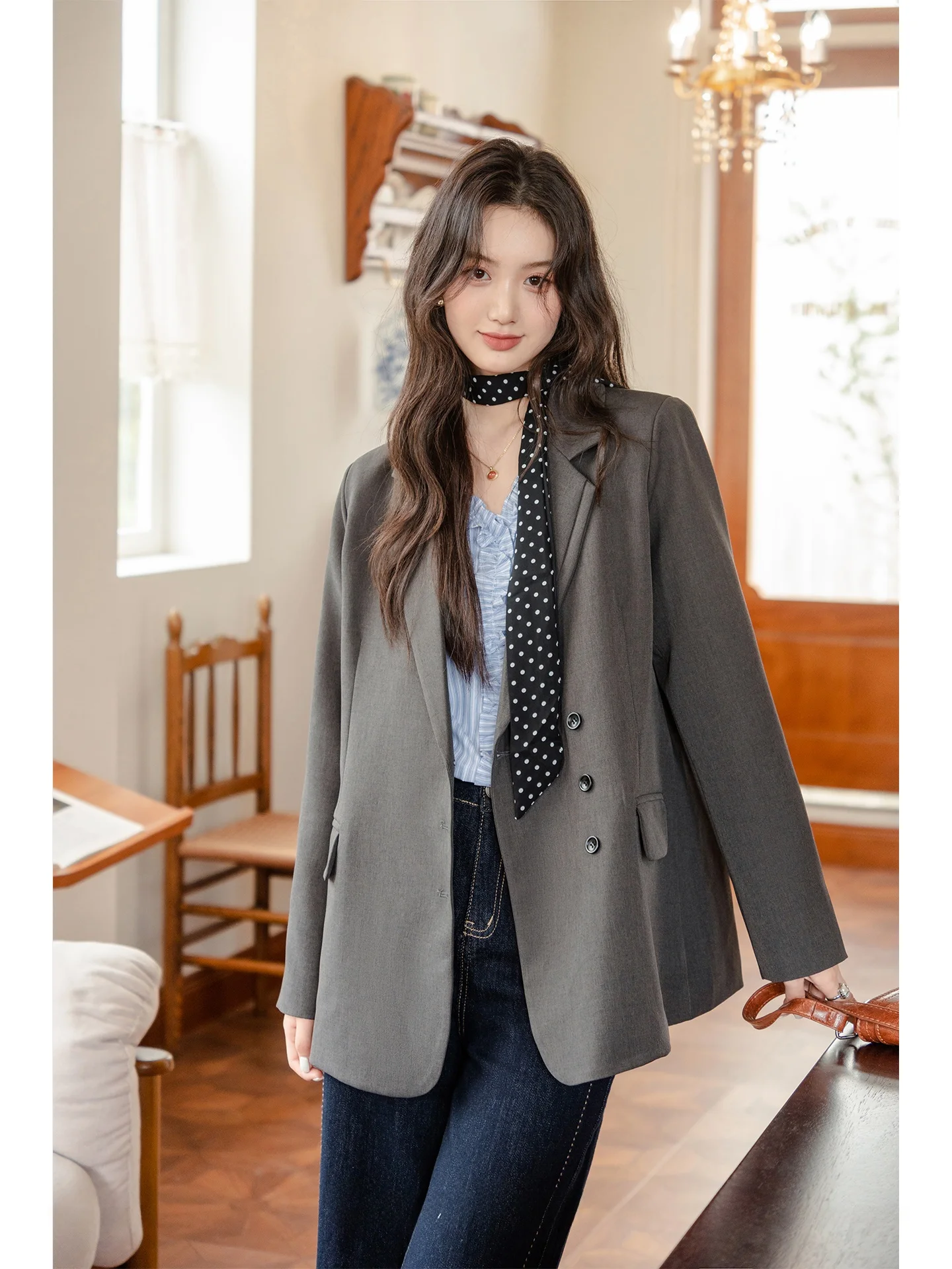 

Повседневный женский костюм-двойка: пиджак и брюки, премиум-класс, ранняя осень 2025, новинка, маленький размер, для деловых встреч