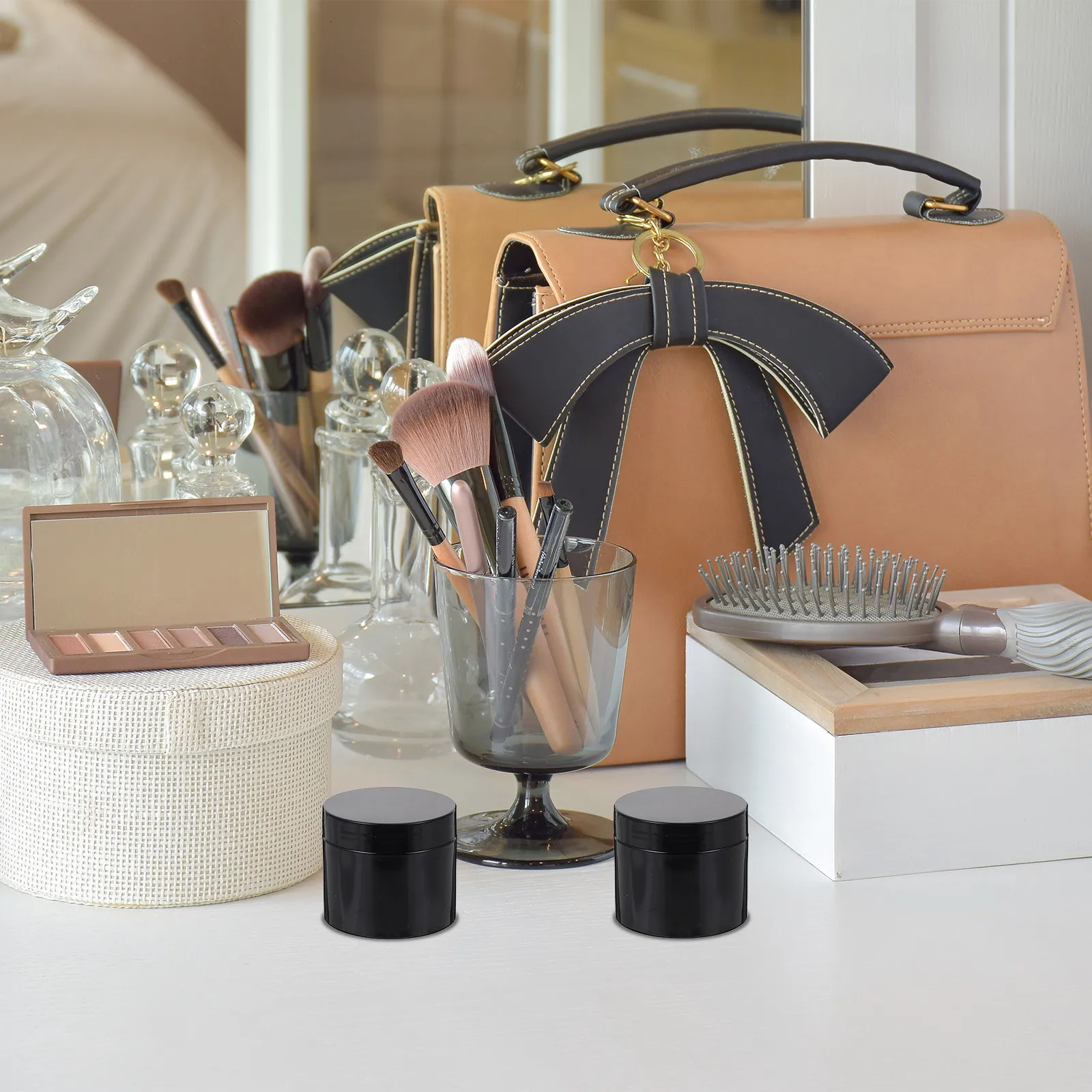 

10Pcs Smooth Reusable Empty Jar Travel Size Tooth Powder Container Leakproof Lid Cream Storage Lotion Container Makeup