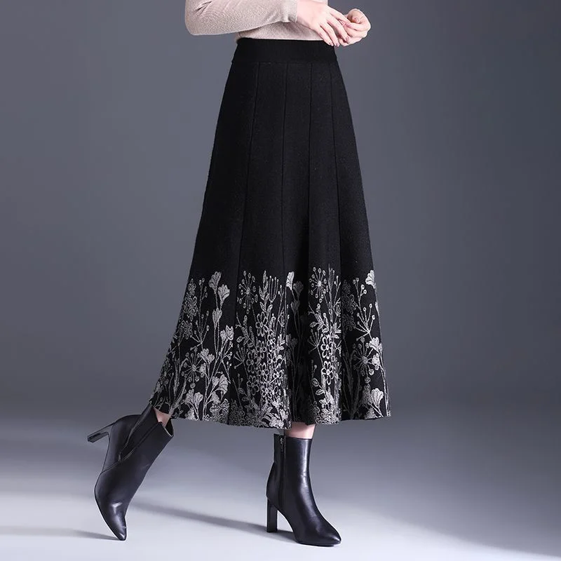 

2025 Autumn and Winter New High Waist Plus Size Thickened Long Loose Warm Skirt Women’s Fashion