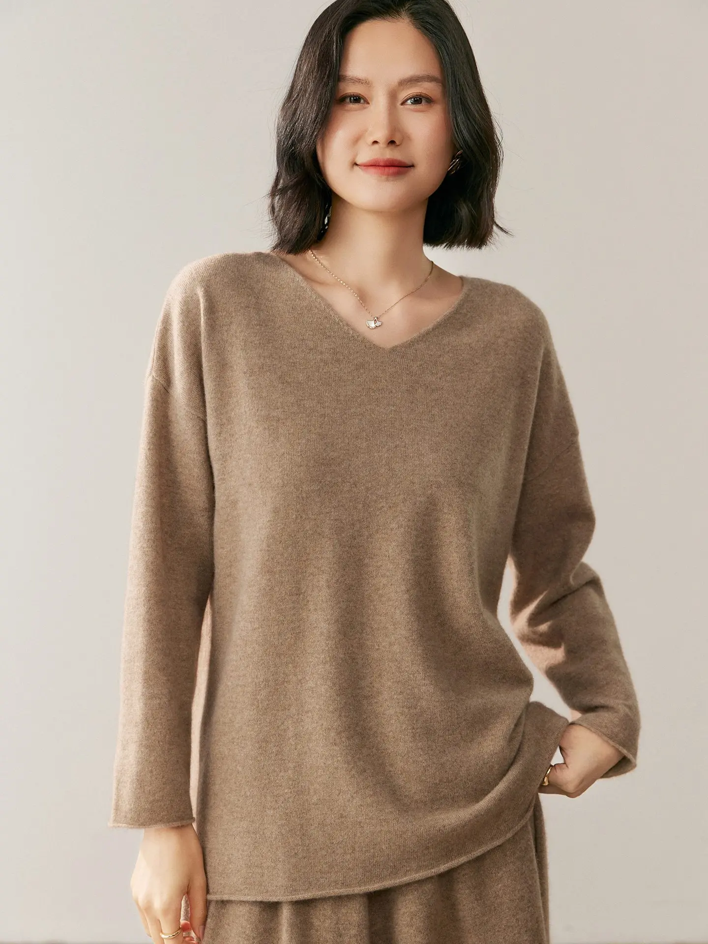 

Роскошный женский простой повседневный свободный кашемировый свитер с V-образным вырезом, пуловер из 100% кашемира, однотонный трикотаж, осень-зима, 12GG, топы