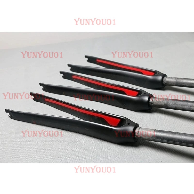 

Full Carbon Fiber 3K Bright Road Bicycle Dead Flying Front Fork, Straight Tube Front Fork 28.6 * 700C