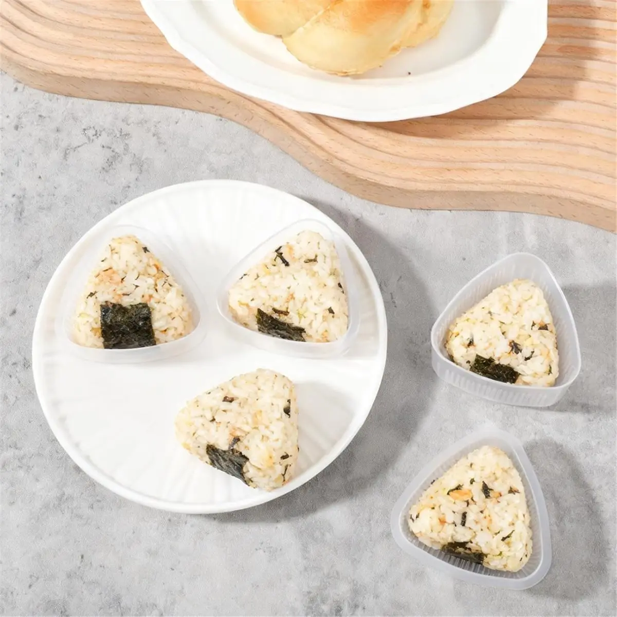 50pcs Triangle Onigiri Rice Ball Mold, Clear Plastic Rice Ball Maker Mold, Bento Lunch Sushi Molds for Kids and Adults