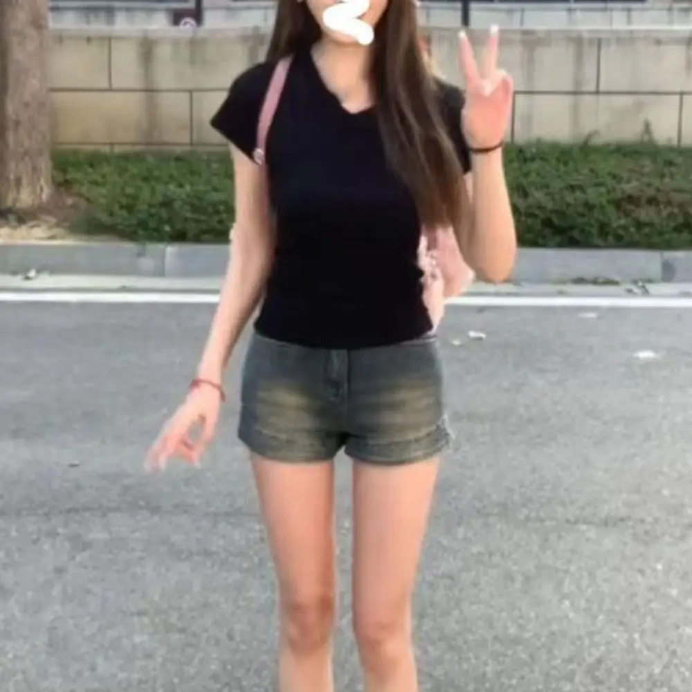 Рисунок 3 - Модный пуловер, футболка с коротким рукавом