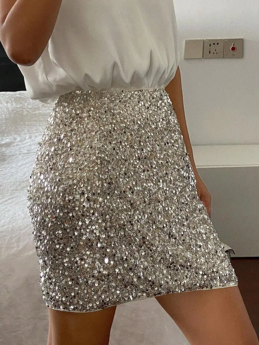 

Мерцающая серебряная мини-юбка с пайетками для вечеринок и торжеств