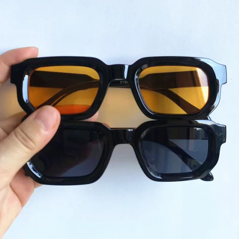 แว่นกันแดดทรงเหลี่ยมแบบยูนิเซ็กซ์ ป้องกันรังสียูวี กรอบเล็ก ดีไซน์เรียบง่าย สไตล์เรโทร