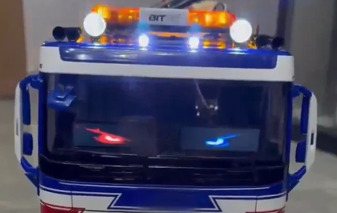 Advanced Cool LED Flashing Light for Tamiya 1/14 RC Truck for SCANIA 770S R620 for Volvo FH16 for ACTROS 3363 Car Accessories
