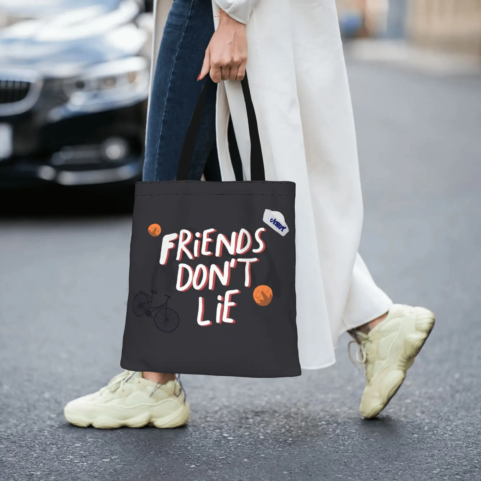 

Friends don't lie 5 ST Canvas Tote Bag Perfect for Travel Women's Top-Handle Bags
