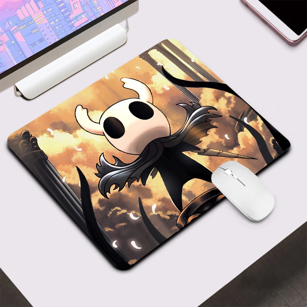 Hollow Knight Small Gaming Mouse Pad, PC Gamer Mousepad, Esteira de Mesa, Silicone, Laptop, Teclado, Computador, Escritório