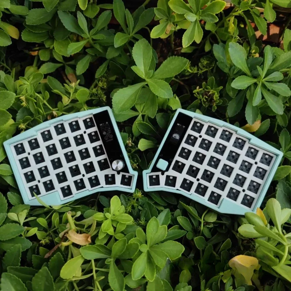 

Sofle Split Keyboard Bluetooth Dual Mode Zmk Scheme Hot Swap Custom RGB with View Directional Rocker Knob Screen Keyboard 61 key