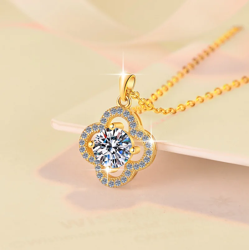 18K white gold and platinum PT950 pendant for women 24K real gold four-leaf clover moissanite clavicle chain