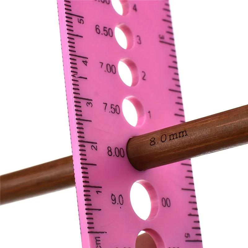1pc Knitting Needle Gauge Ruler Knitting Crochet Needle Size Checker Measurement Tool for Knitting Weaving Crafts view 4