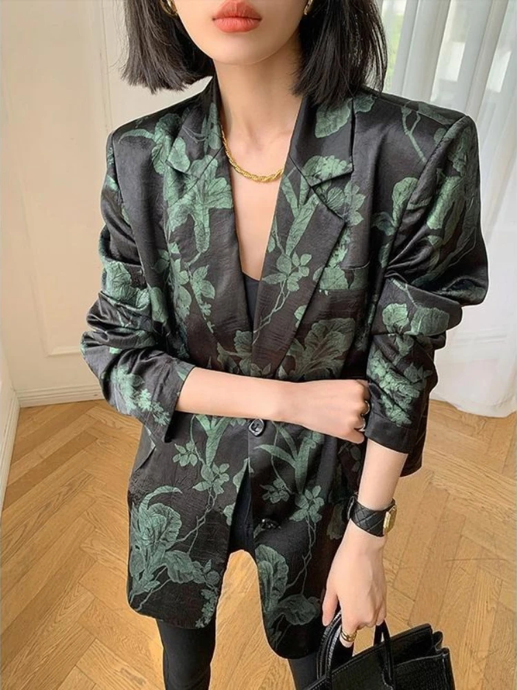 Women's 2025 Spring/Autumn High-End Black Blazer - French Style Slimming Versatile Printed Jacket