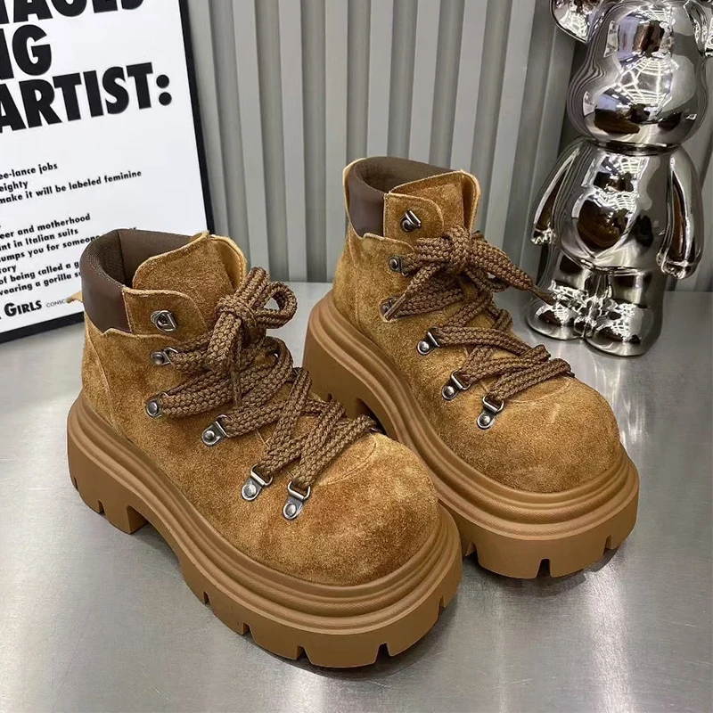 الشقق حذاء من الجلد للنساء منصة أحذية مصممين الدانتيل يصل موضة الشتاء الثلوج الأحذية 2025 جديد الجلد المدبوغ دافئ تشيلسي بوتاس دي موهير