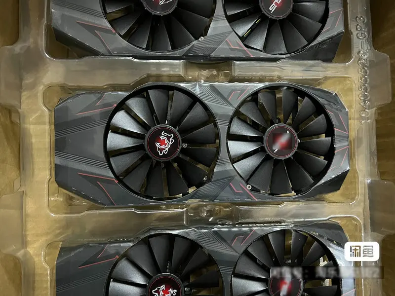

Корпус и вентиляторы для видеокарты ASUS GTX1070ti Gaphics