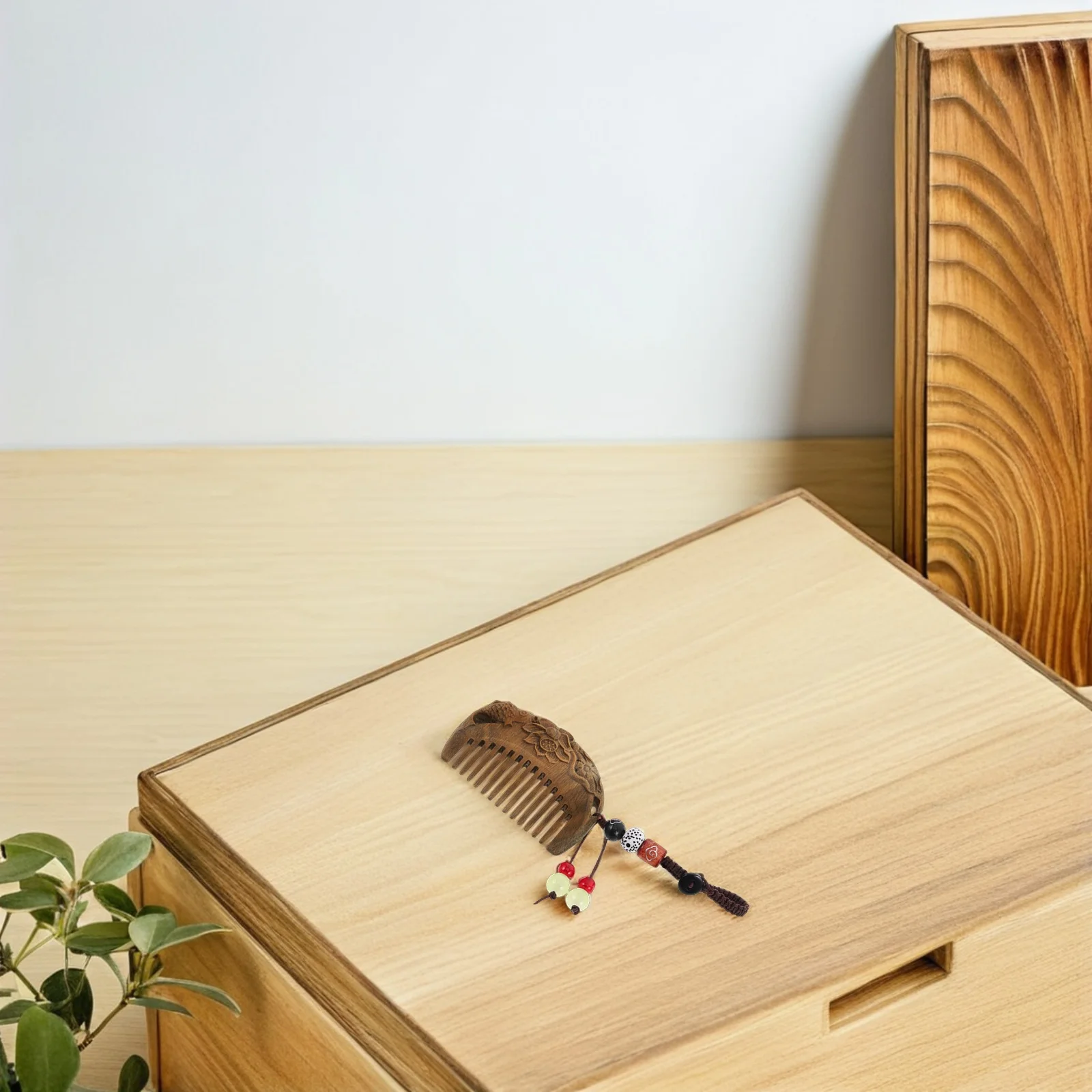 

Sandalwood Mini Pocket For Women Portable Carved Lotus Fish Pattern Wood Comb With Hanging Cord Vintage Chinese Style Travel