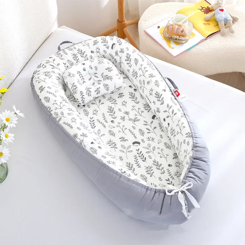 Baby Sleeping Nest Portable Removable and Washable Portable Pressure Proof Crib Middle Bed Baby Furniture Baby Pillow Travel