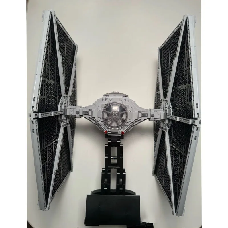Stock 1685PCS Star Battle TIE Fighter Imperial Flagship Space Model Building Blocks Toy Brick Gift, Compatible with 75095 35007 view 6