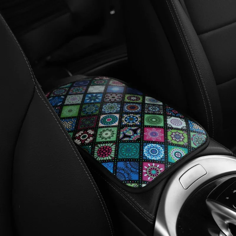 New Four Season Universal Armrest Box Cover with Leather Printing, Comfortable and Non Slip Central Armrest Box Cover Cushion