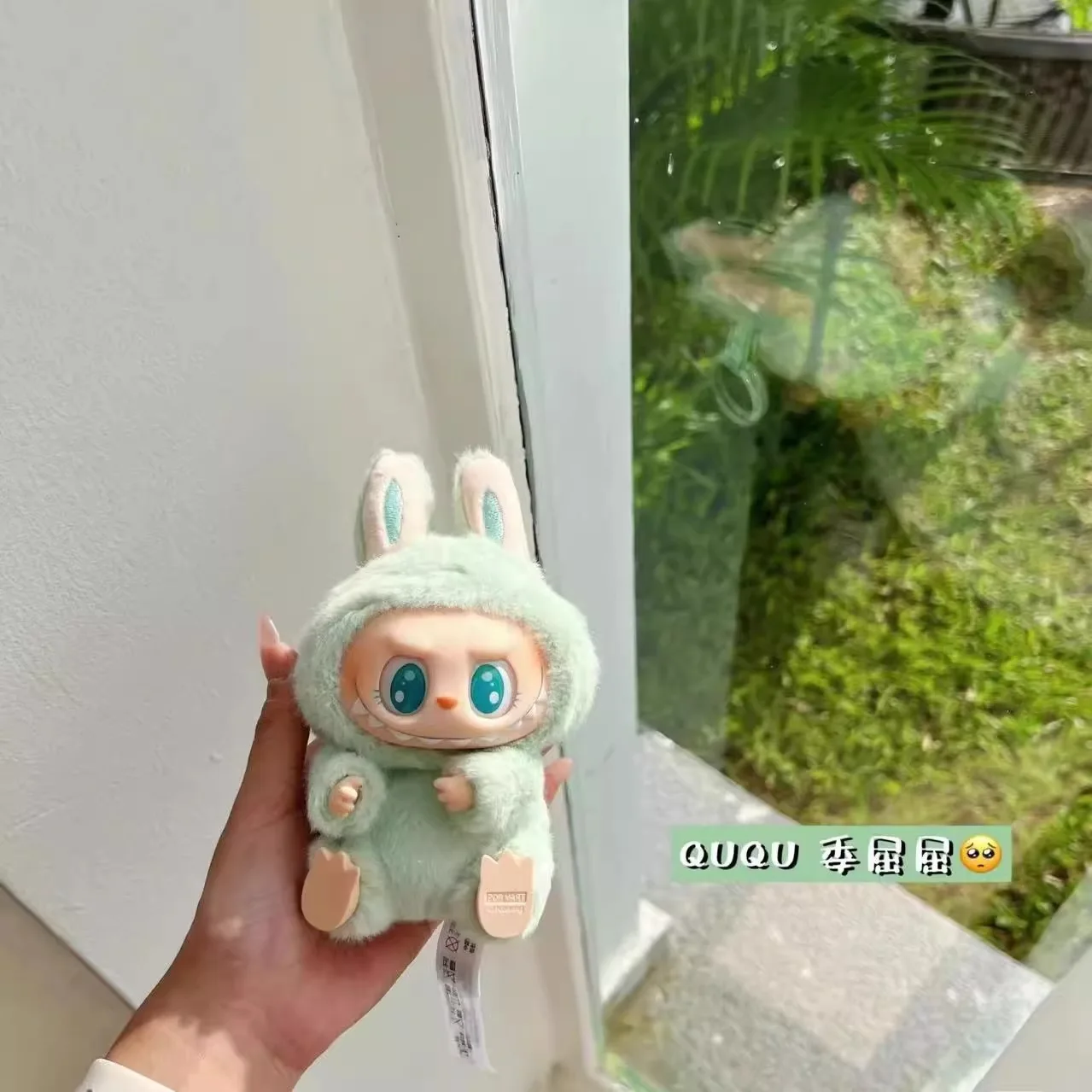 Auf Lager Hot Anime Figur Labubu Sitz Serie PVC Anhänger Puppe Schlüsselbund Für Tasche Kawaii Monster Replik Schlüsselbund Spielzeug Geburtstag Geschenk