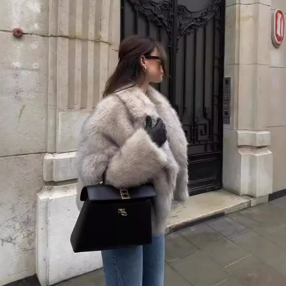 Abrigo de piel de zorro de estilo socialité para mujer, chaqueta de invierno de piel de imitación de alta calidad teñida y puntiaguda a la moda