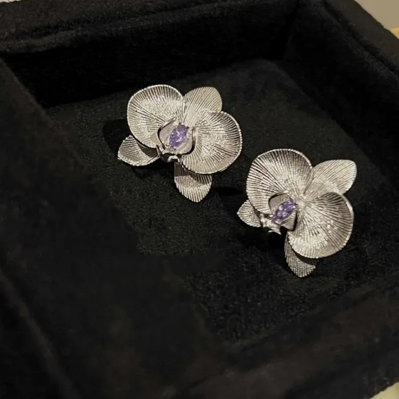 Fresh moth orchid Flower Purple Crystal earrings for women Light Luxury Exquisite wire drawing earings stud  Romantic Jewelry