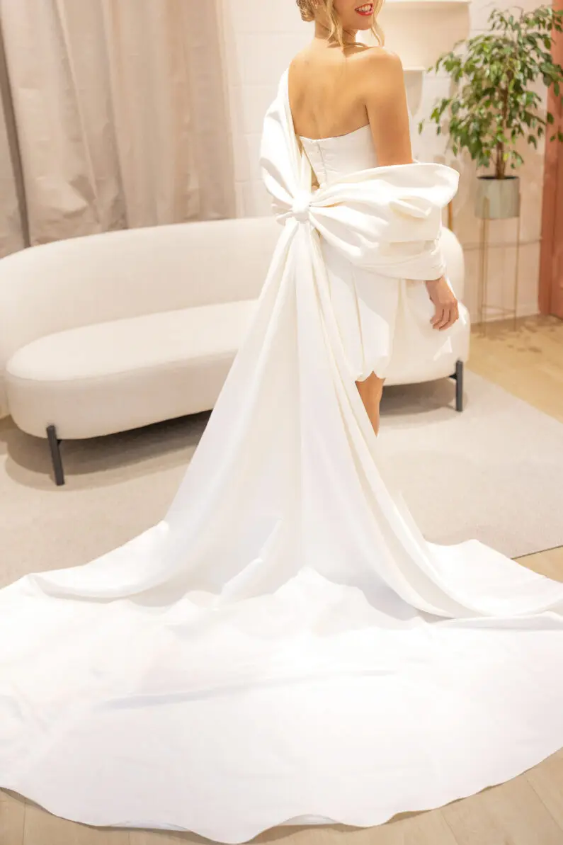 

Индивидуальный свадебный шлейф-бант из атласа с рукавами, съемный аксессуар для фотосессий, вечеринок и свадеб, свадебные аксессуары