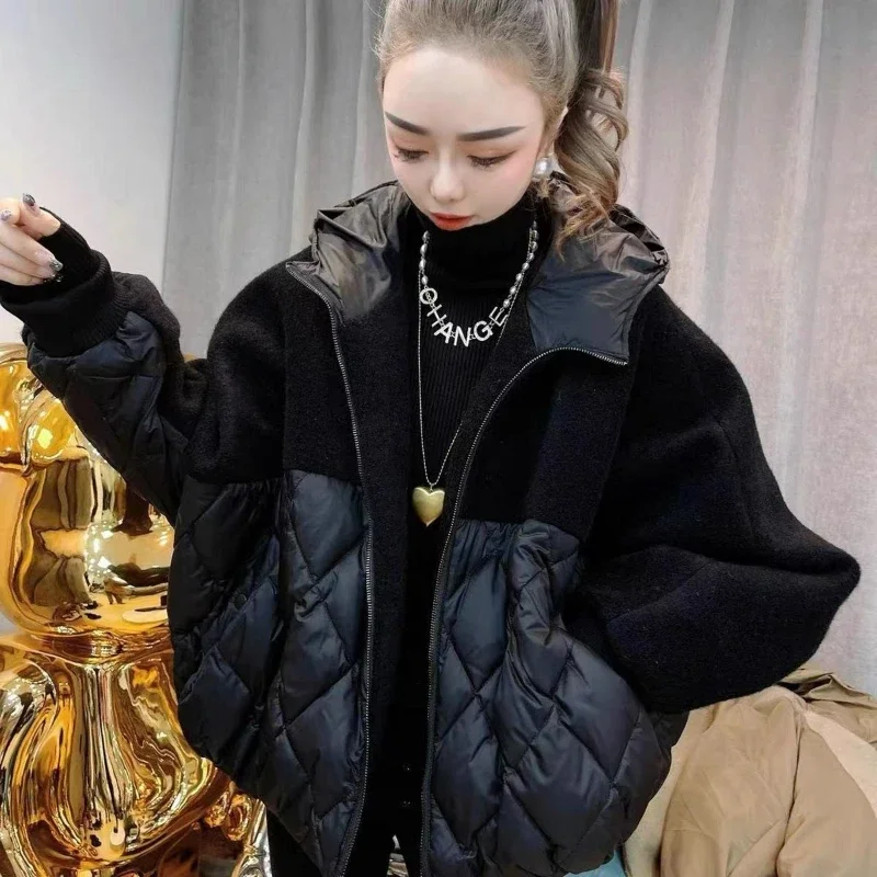 New Fashion Outwear Short Diamond Check Bat Sleeve Age Reduction Parkas Wool Splicing Down Jacket Women Stand Collar Coat