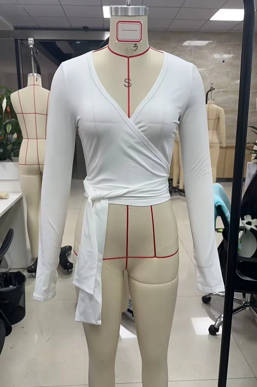 المرأة مثير التفاف المحاصيل القمم تيز كم طويل العميق الخامس رابطة عنق تجريب الباليه بيلاتيس اليوغا تي شيرت مع ثقوب الإبهام اقتصاص القمم #5