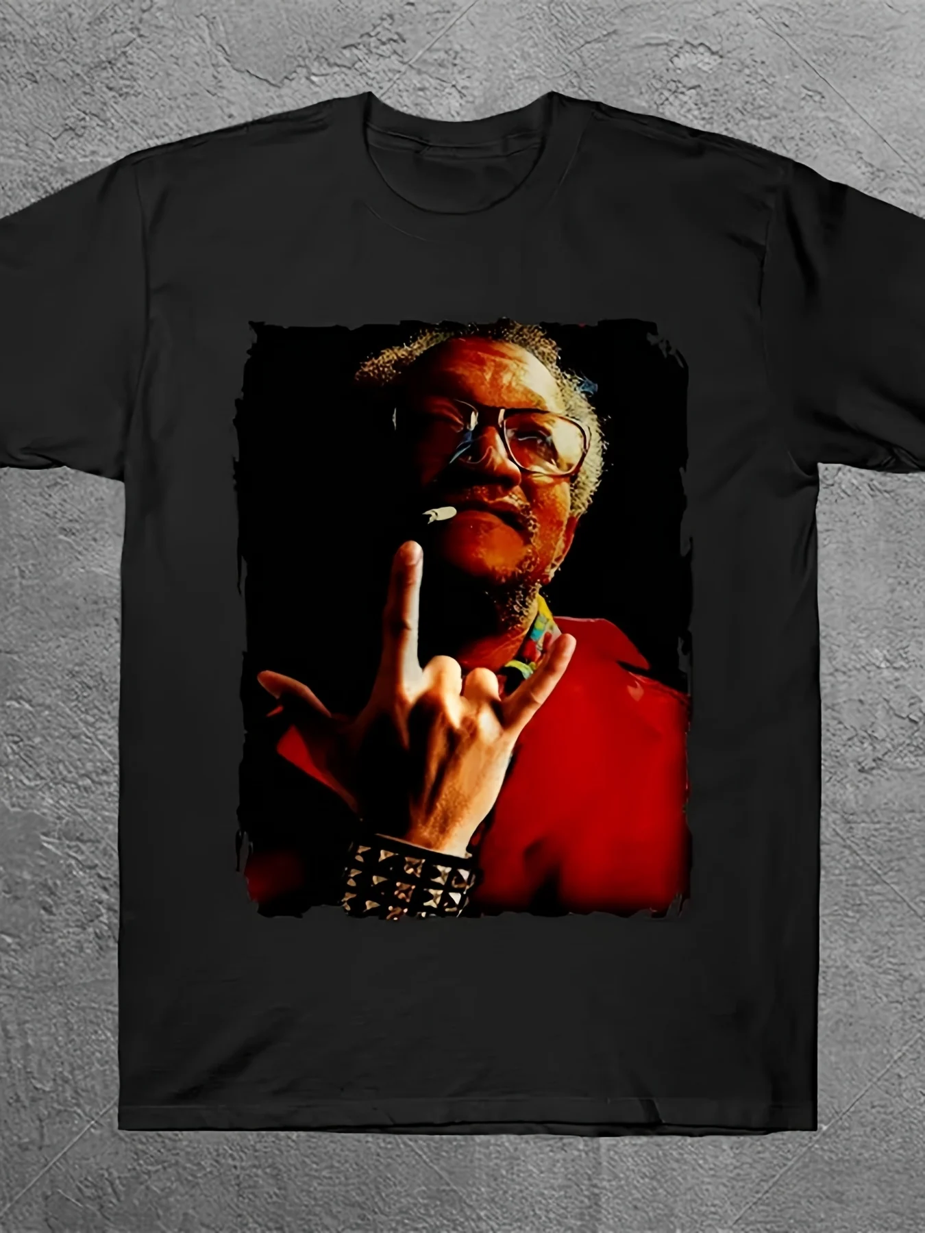 Men's Redd Foxx Iconic Middle Finger Icon T-Shirt - 100% Cotton Soft Round Neck Casual Streetwear Tee with Iconic Gesture Print, Machine Washable Suitable for Fans, Gift for Daily Wear & Iconic Style