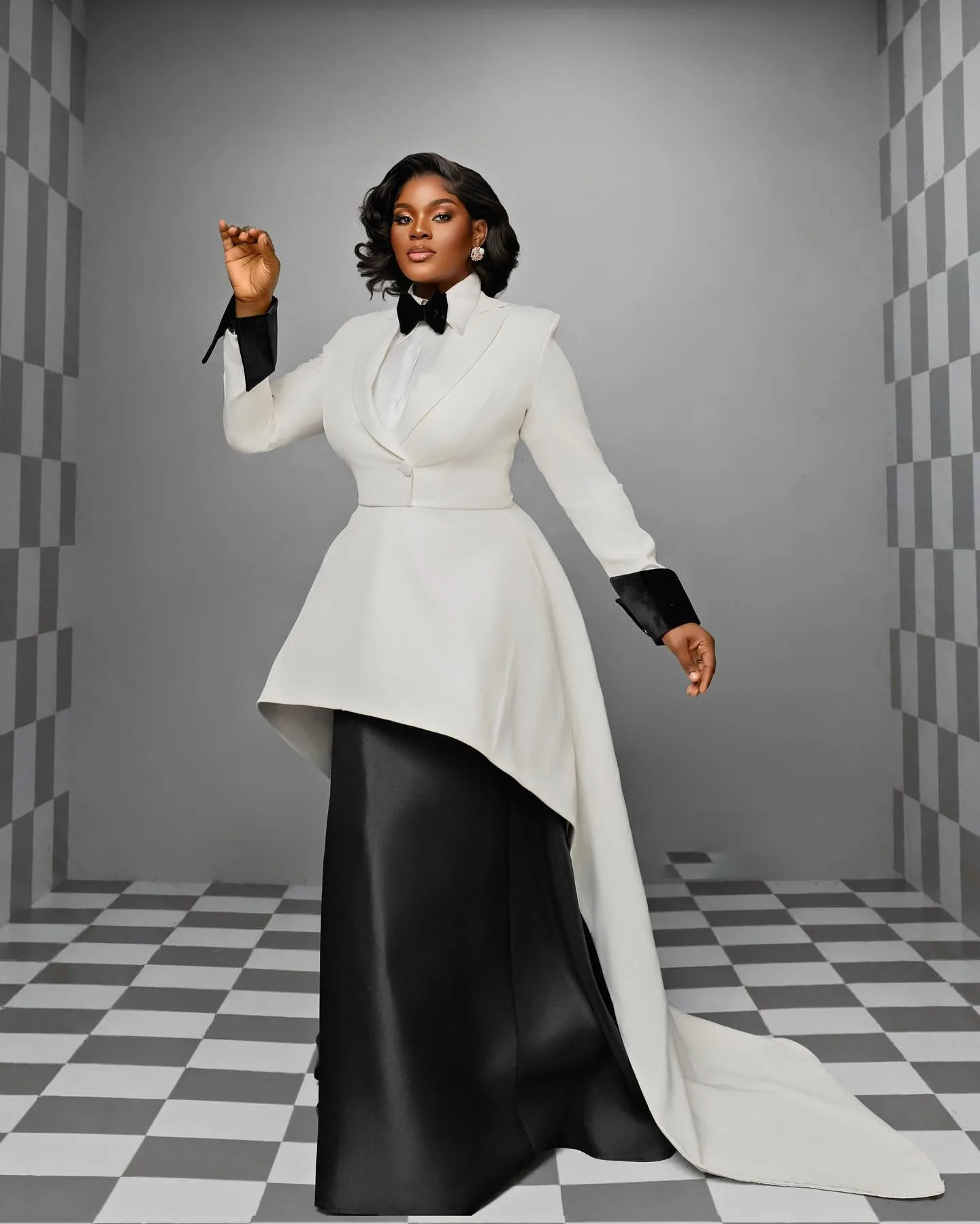 Ternos de saia feminina estilo designer, 2 peças, plus size, blazer curto e saia hi-lo, roupa personalizada para festa de baile